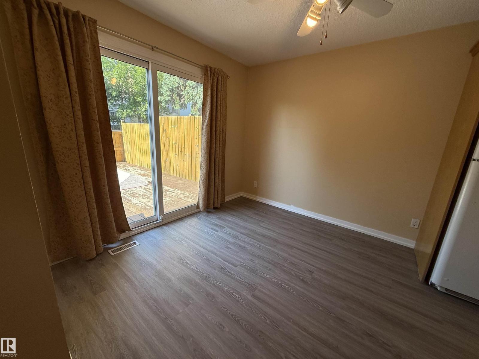 4359 46 ST - 7