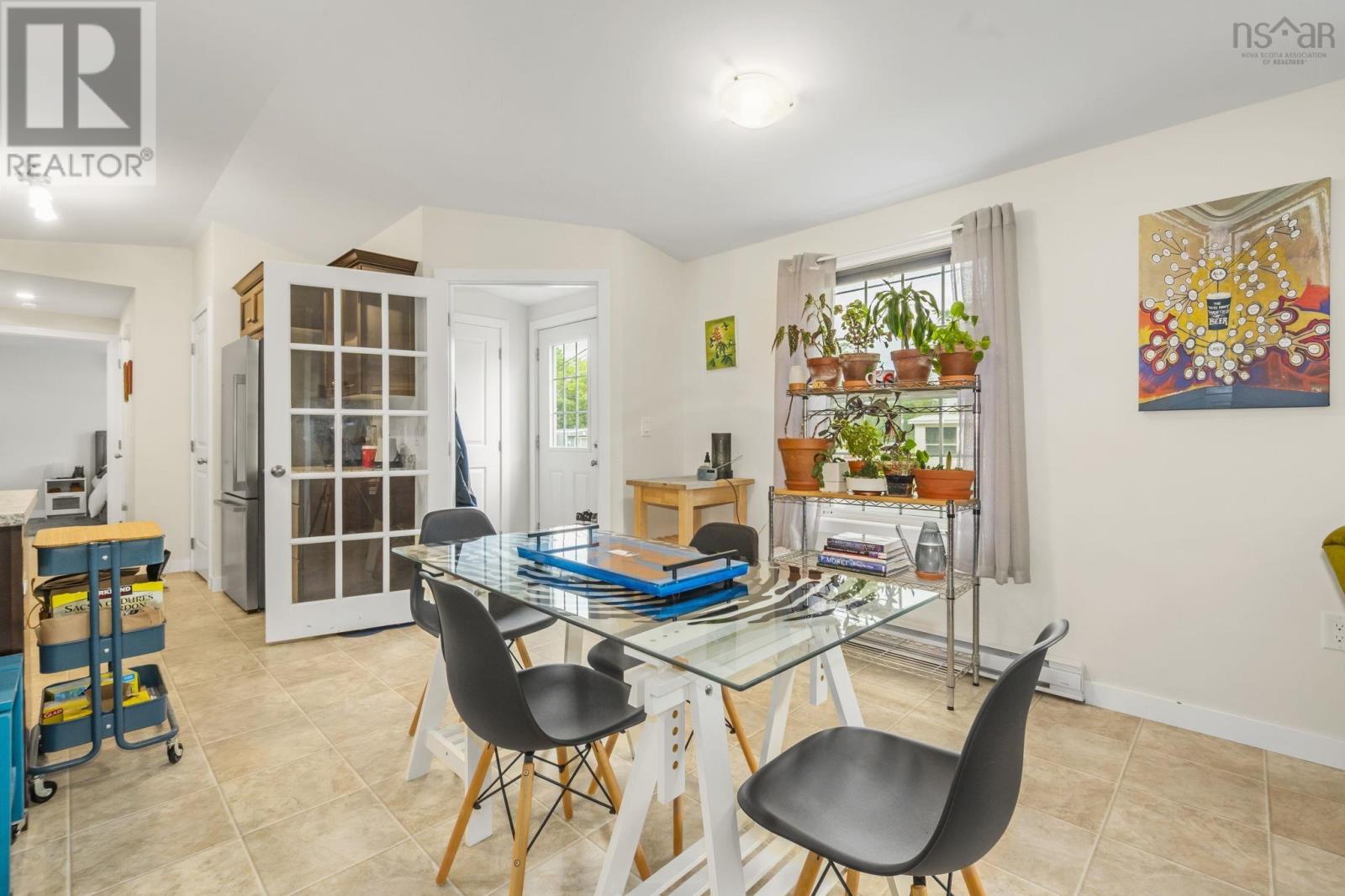 33 Shelby Crescent - 4