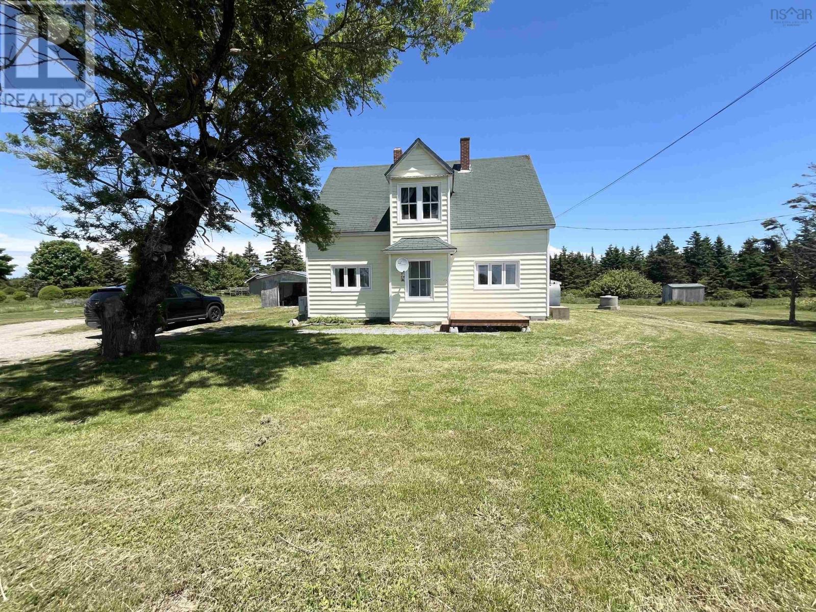 Property 25 of 42 of 923 Highway 330