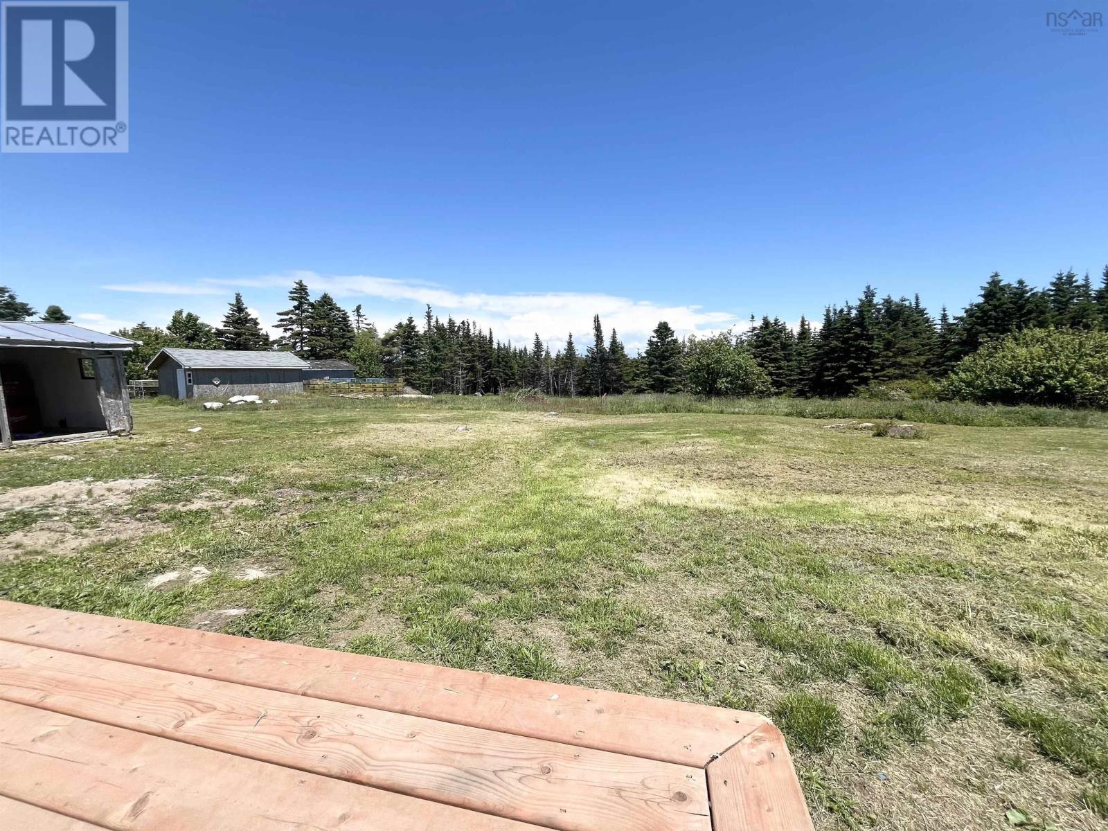 Property 36 of 42 of 923 Highway 330