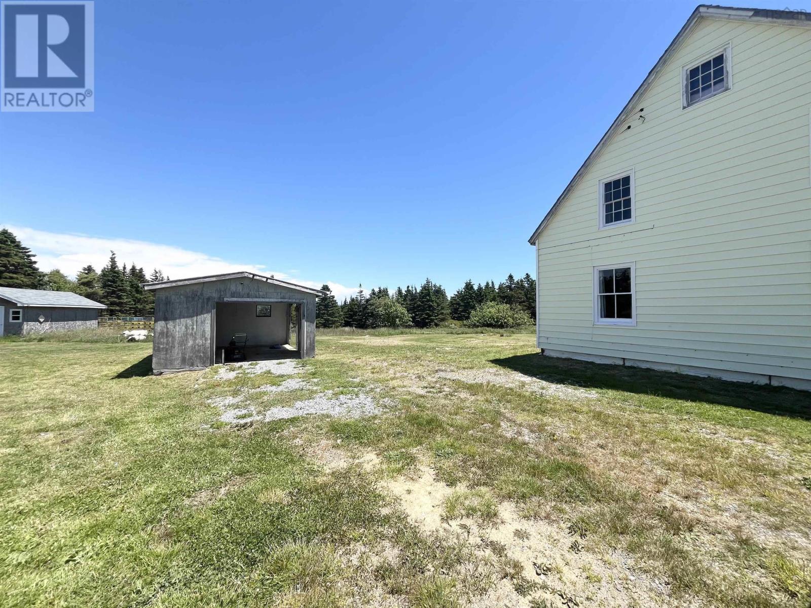 Property 38 of 42 of 923 Highway 330