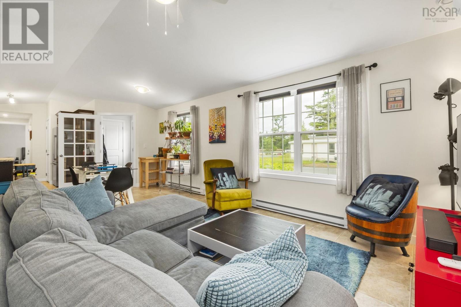 33 Shelby Crescent - 12
