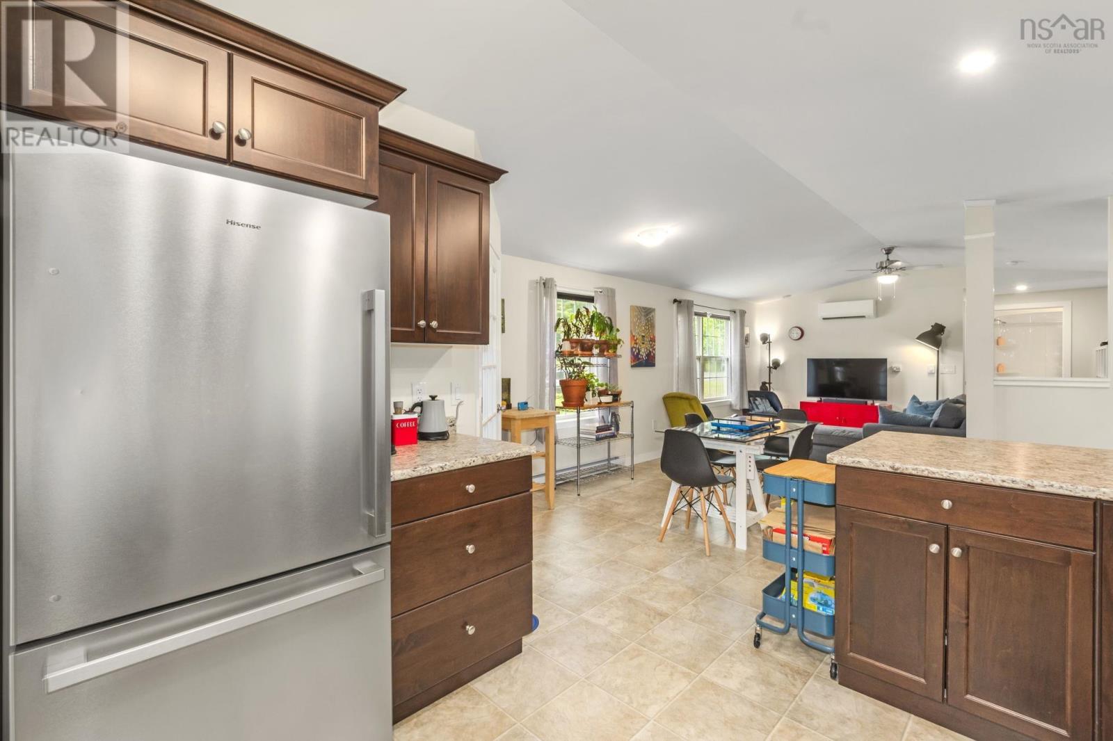 33 Shelby Crescent - 16