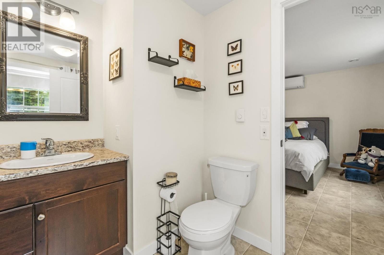 33 Shelby Crescent - 30