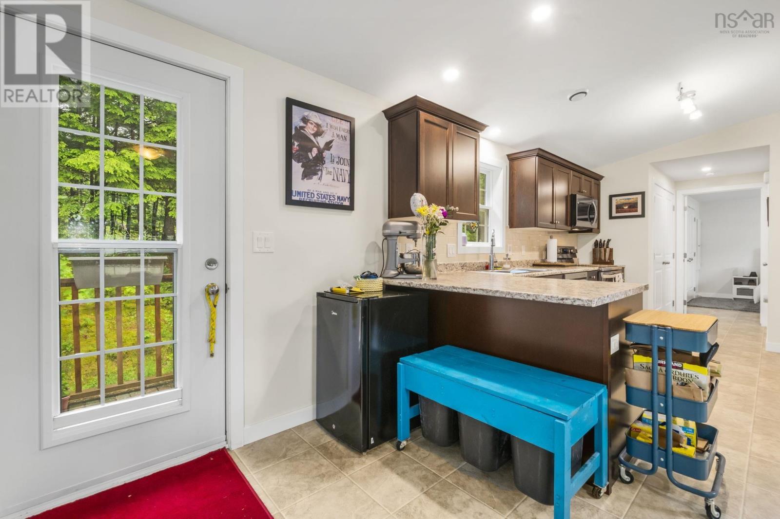 33 Shelby Crescent - 14
