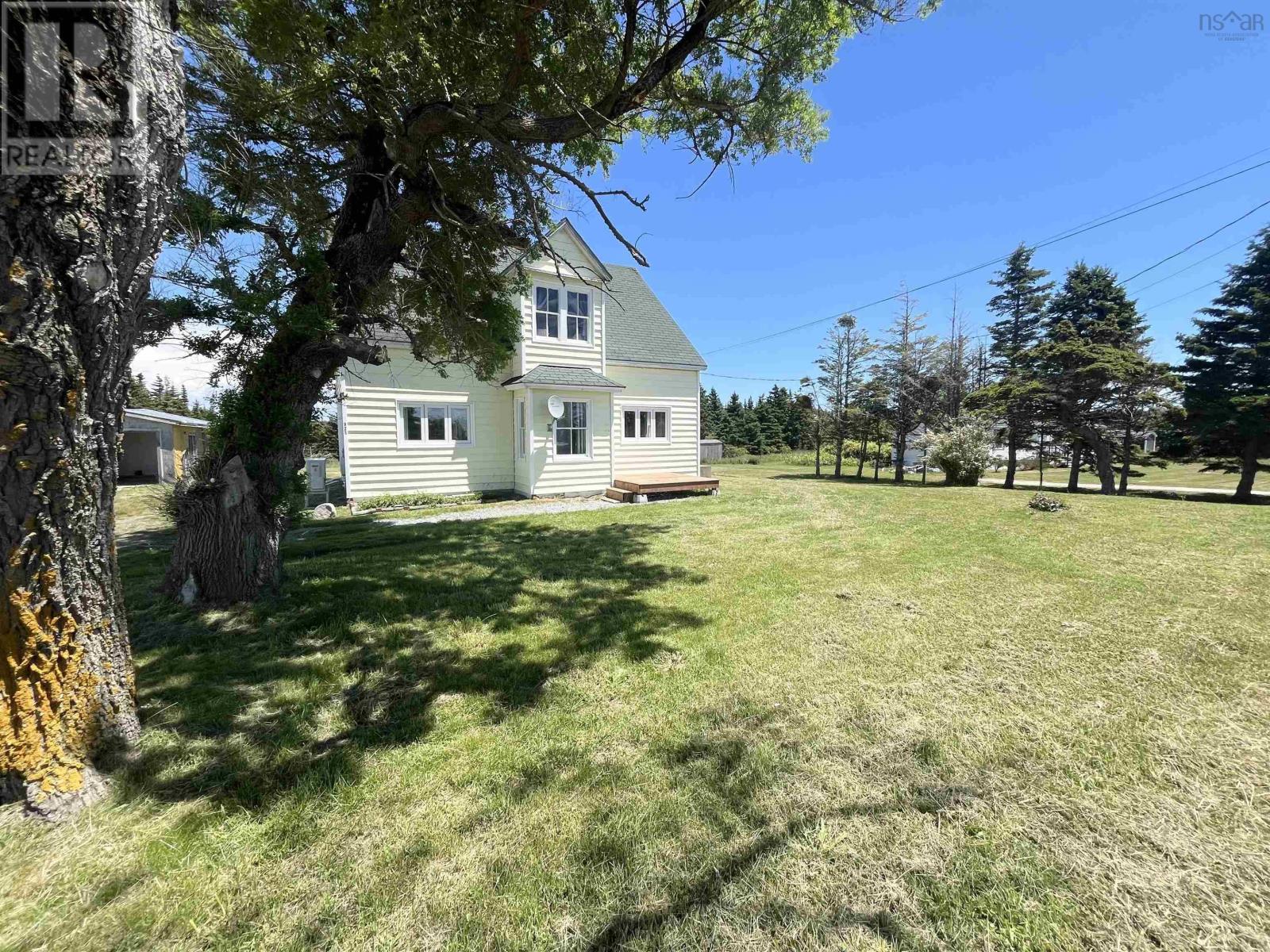 Property 27 of 42 of 923 Highway 330
