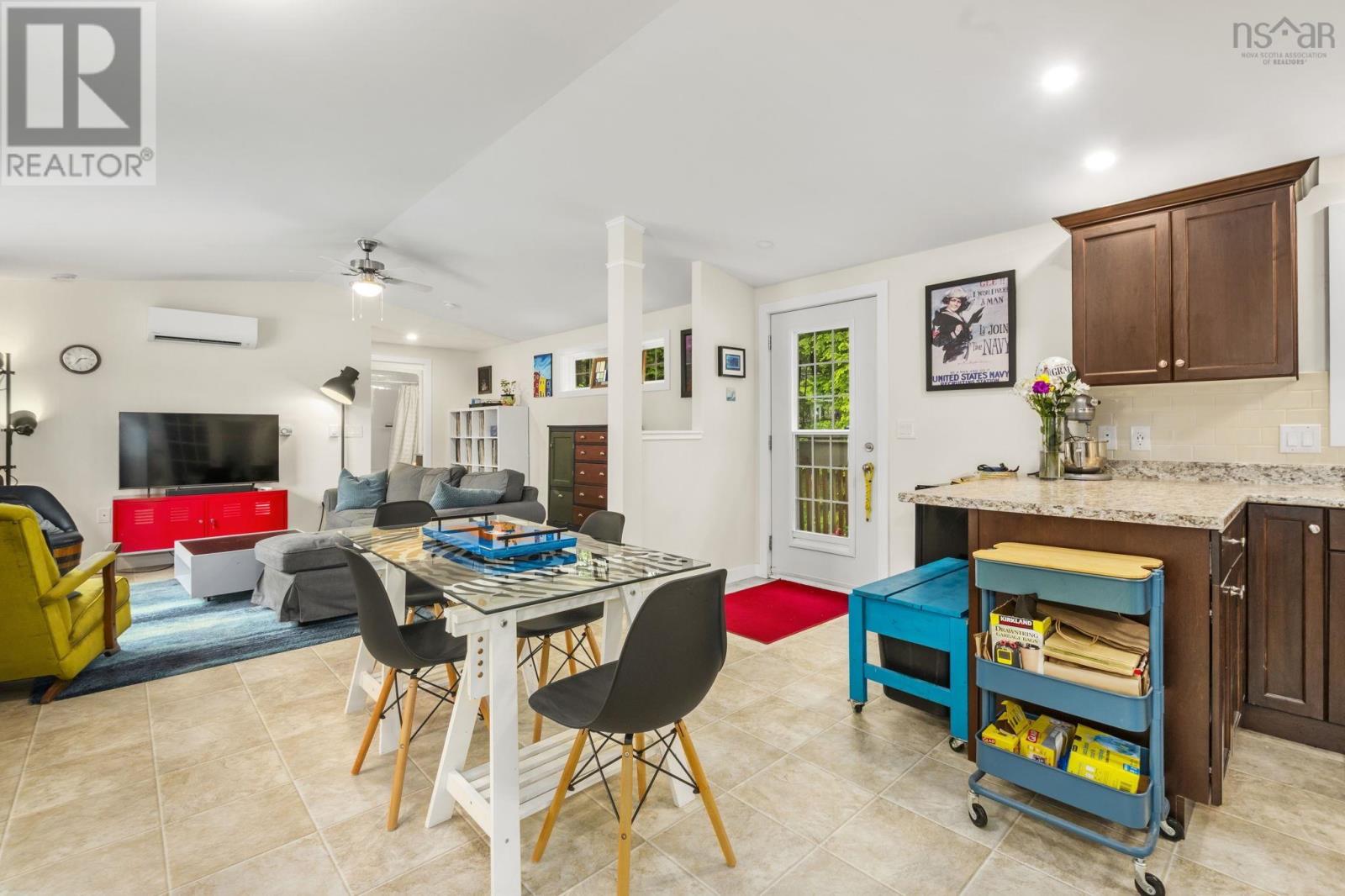 33 Shelby Crescent - 3