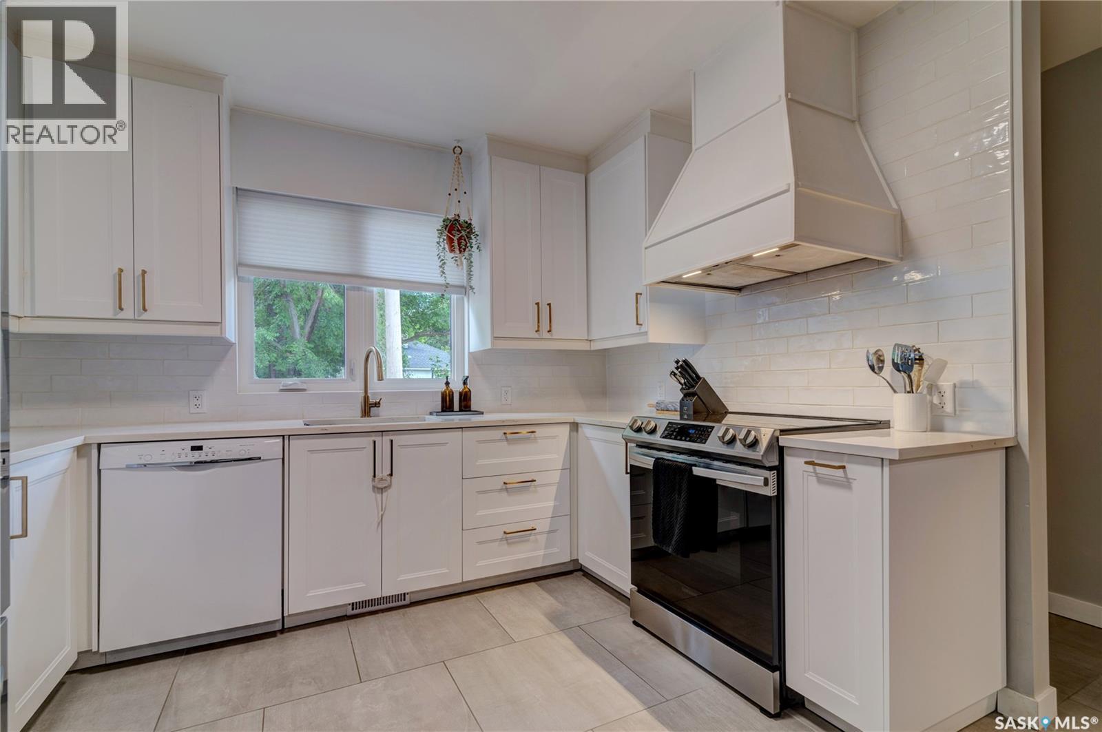 2552 Elliott STREET E — photo 11