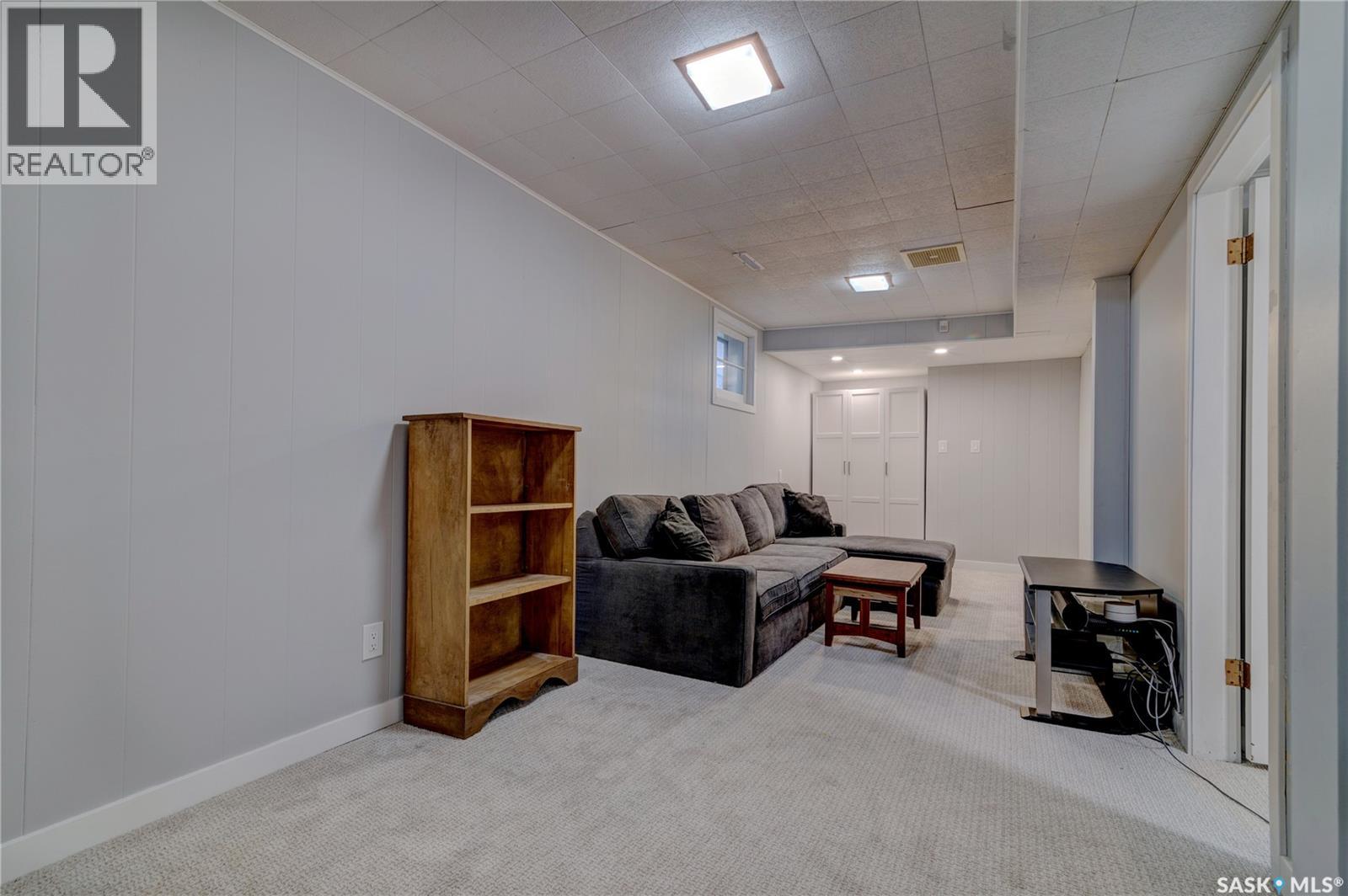 2552 Elliott STREET E — photo 18