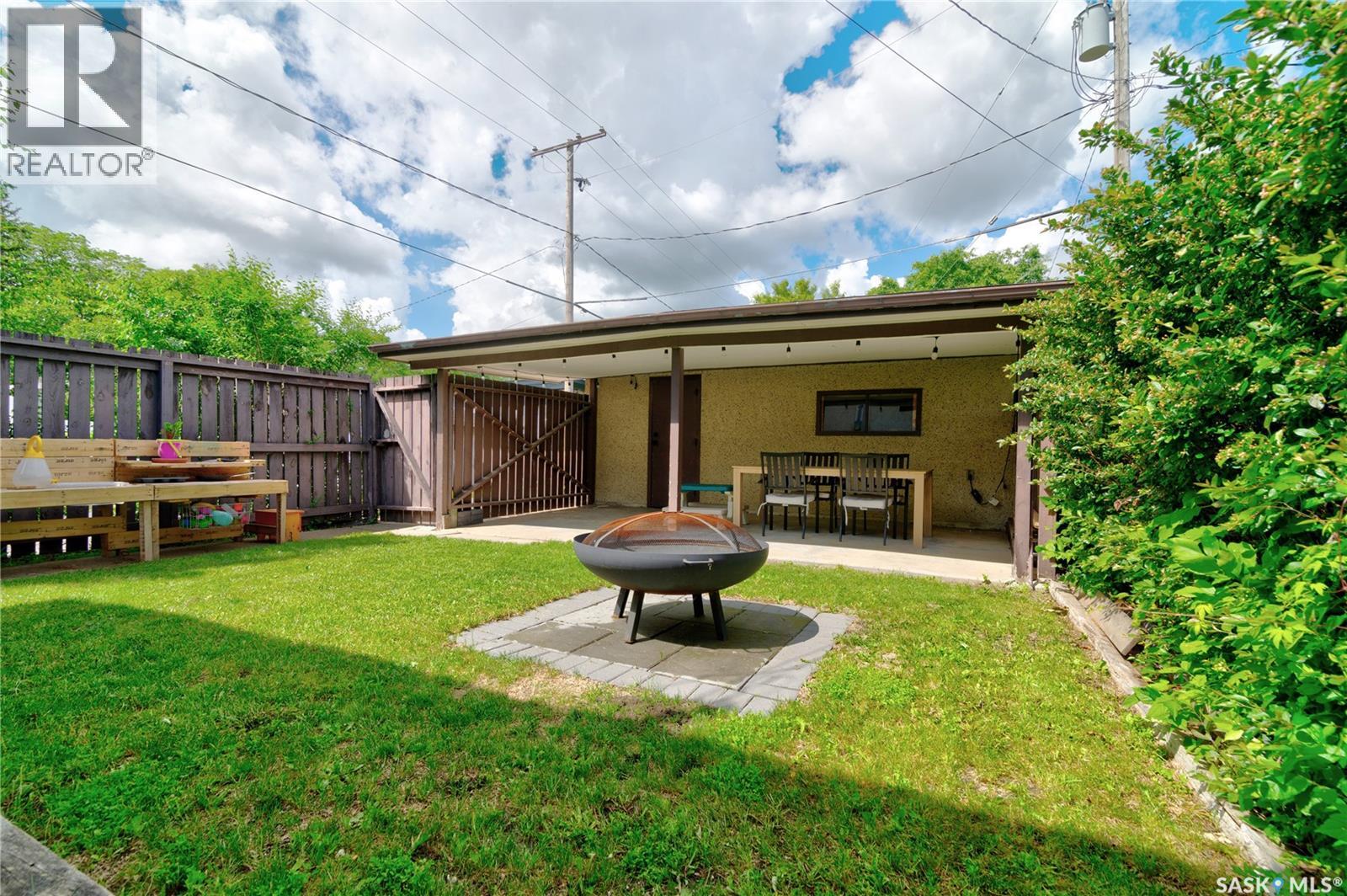 2552 Elliott STREET E — photo 29