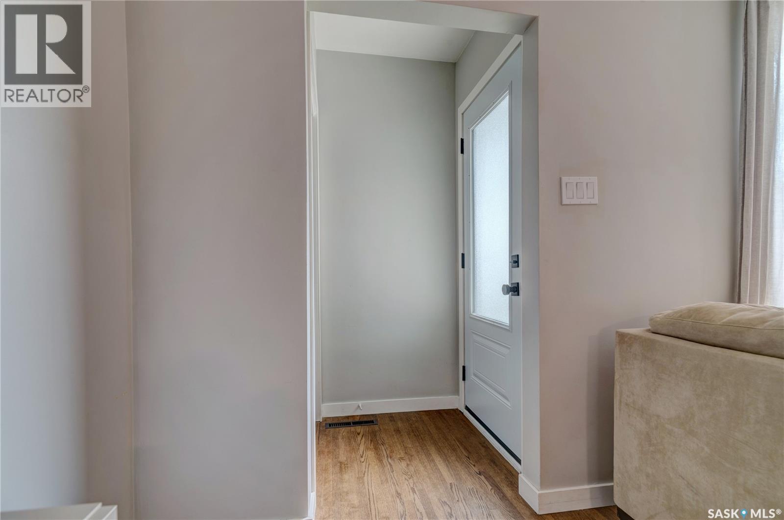 2552 Elliott STREET E - photo 3