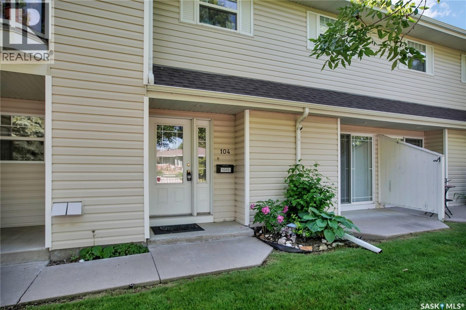 #104B 141 105th STREET W - 2