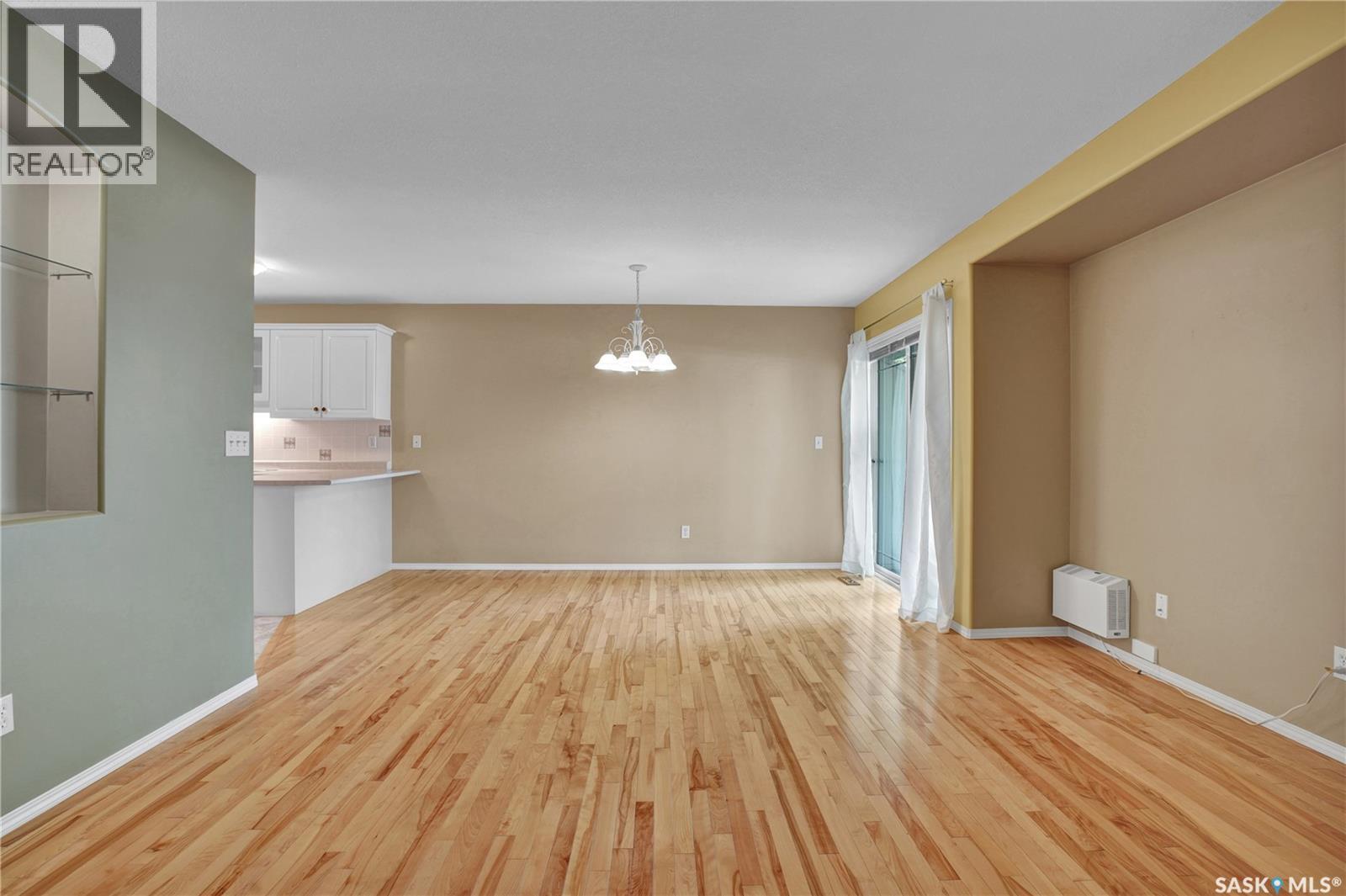 #104B 141 105th STREET W - 4