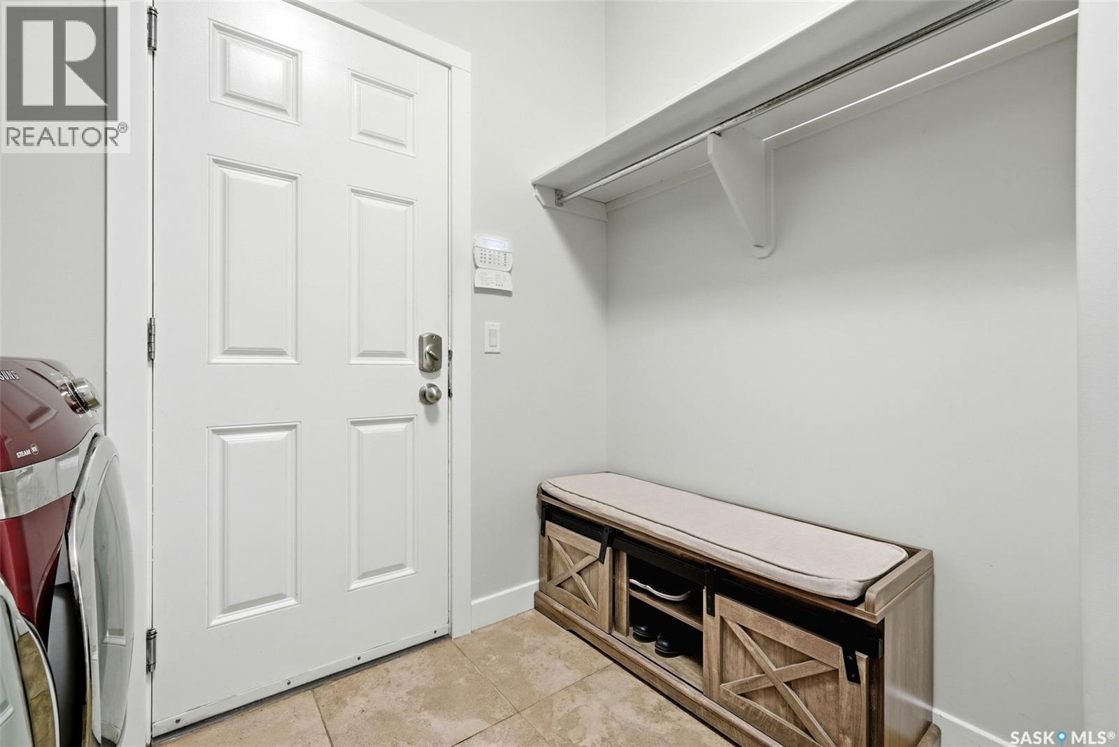 8025 Wascana Gardens CRESCENT — photo 17