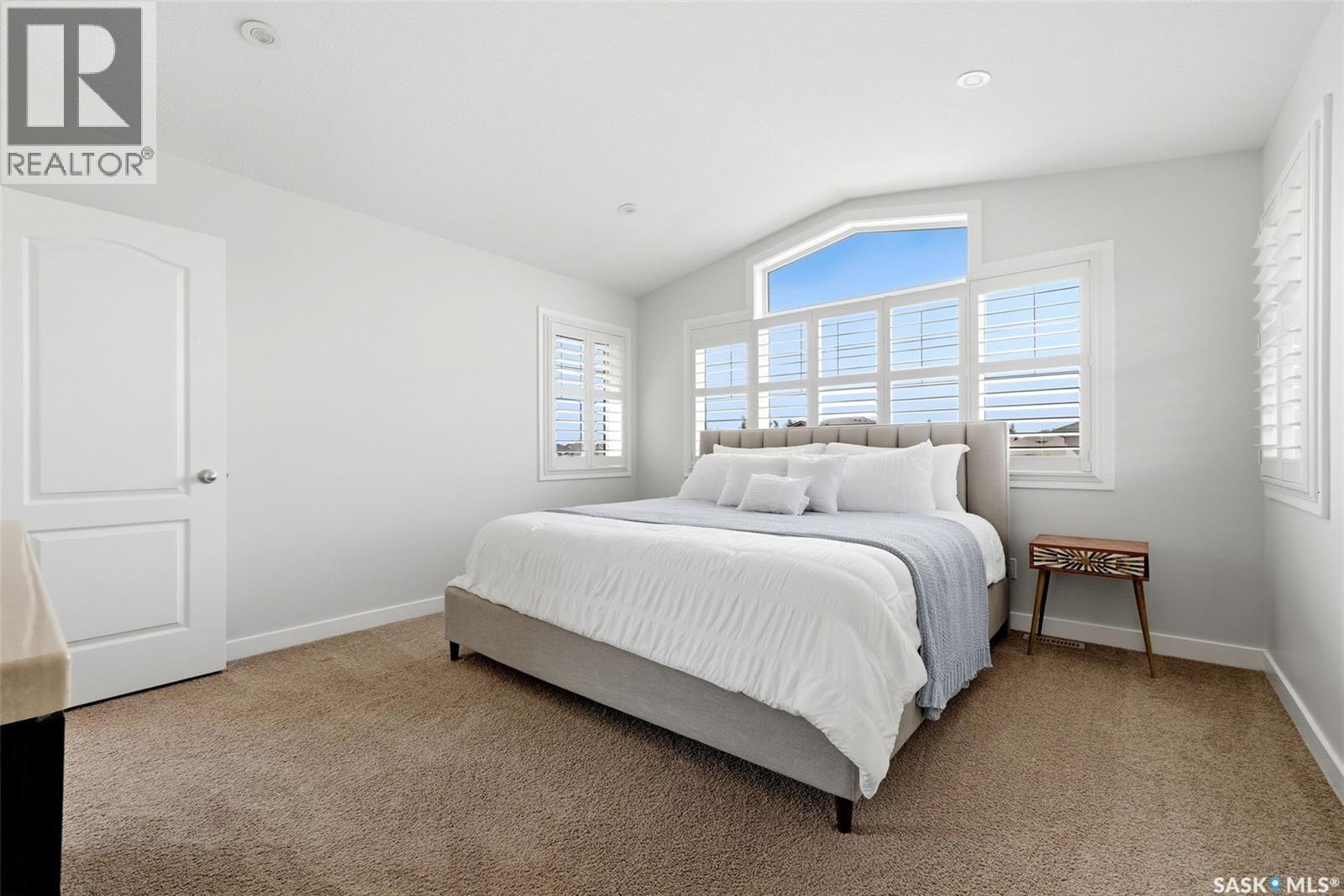 8025 Wascana Gardens CRESCENT — photo 19