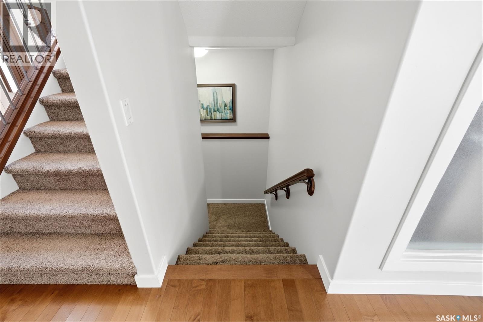 8025 Wascana Gardens CRESCENT — photo 32