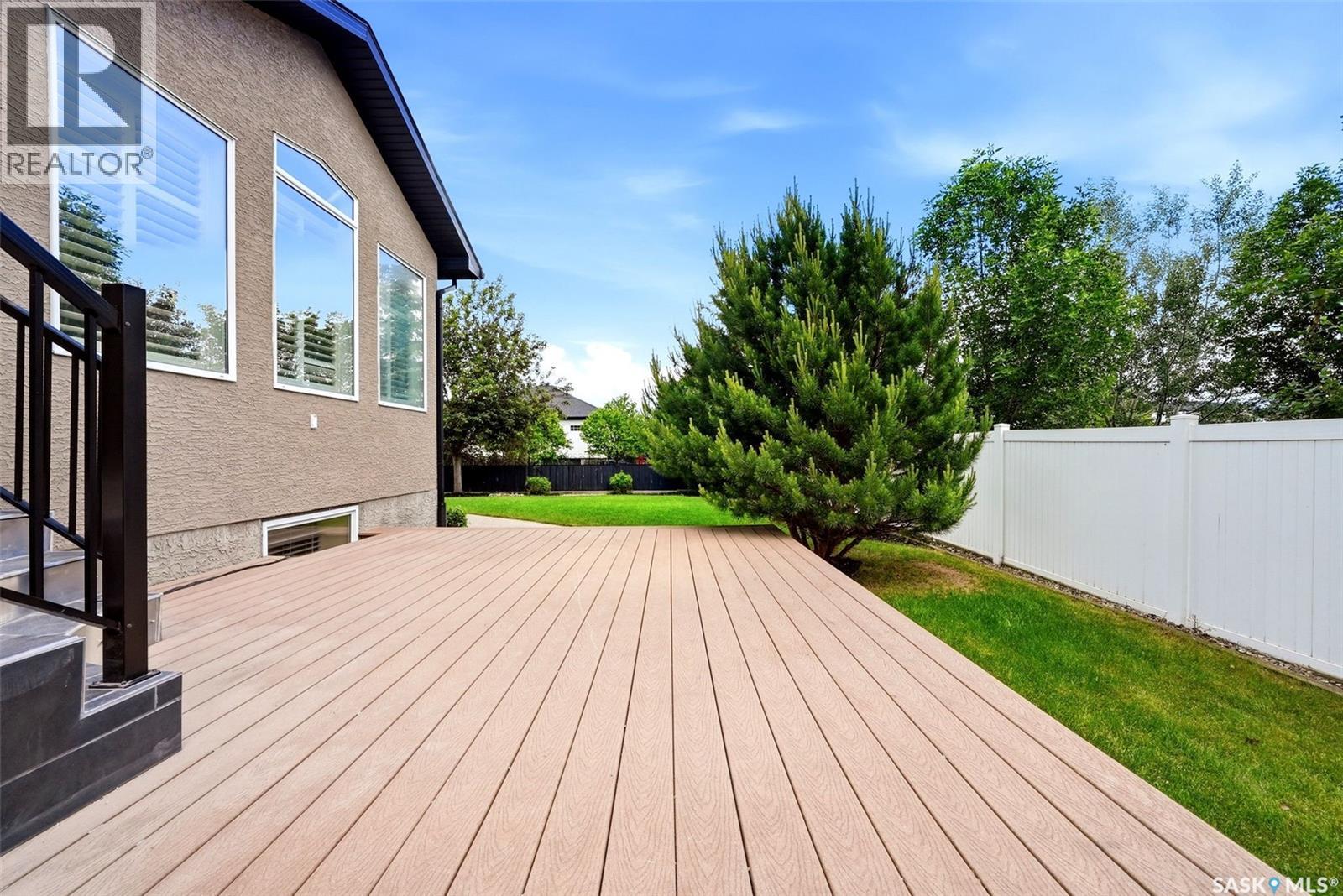 8025 Wascana Gardens CRESCENT — photo 45