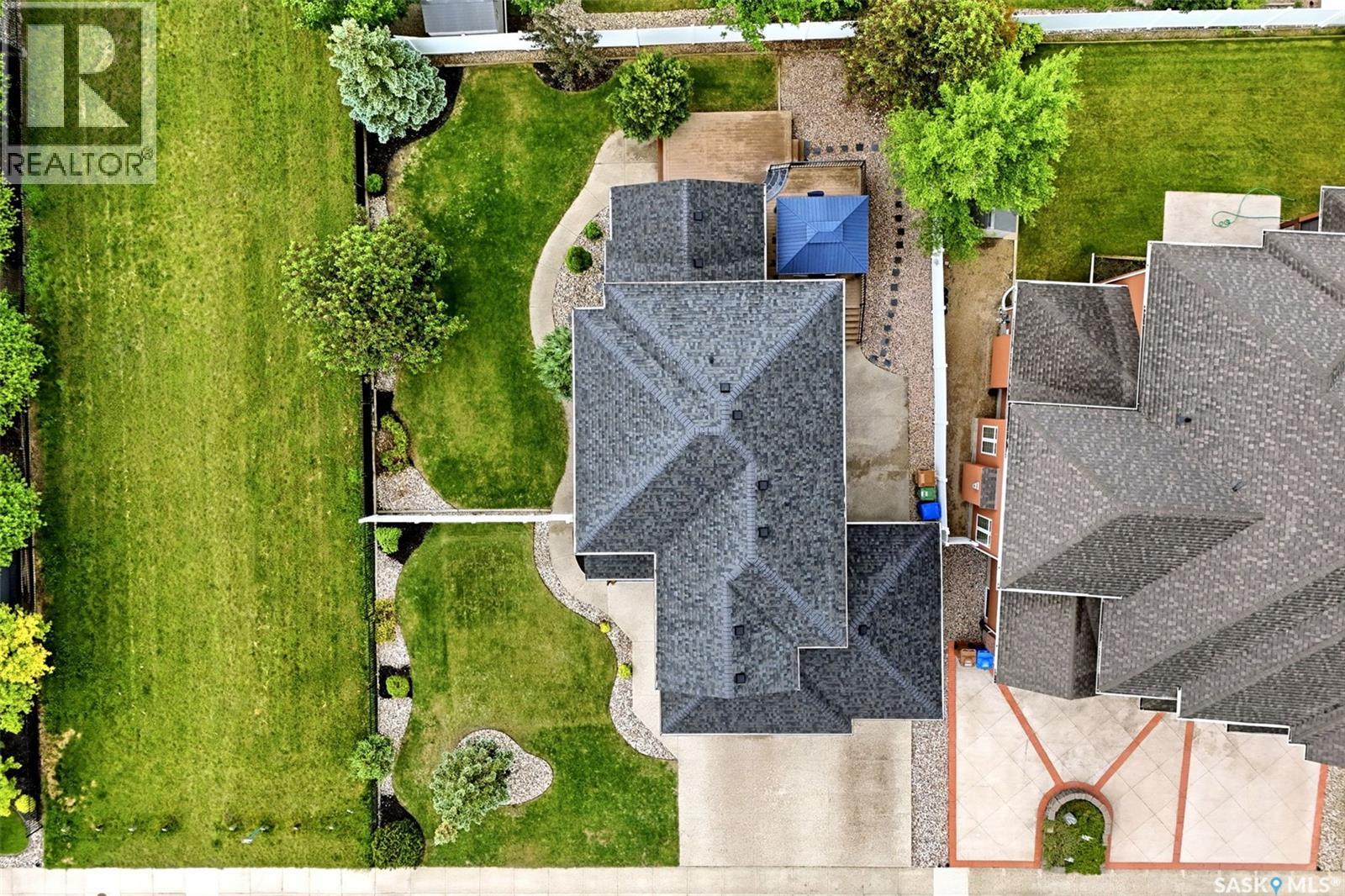 8025 Wascana Gardens CRESCENT — photo 52