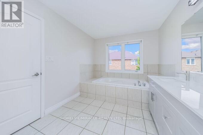 327 PRINGLE AVENUE - 31