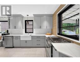233 Rosemount Avenue, Toronto, ON M9N3C5 Photo 12