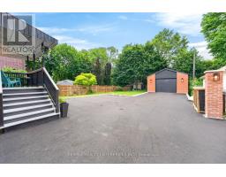 233 Rosemount Avenue, Toronto, ON M9N3C5 Photo 33