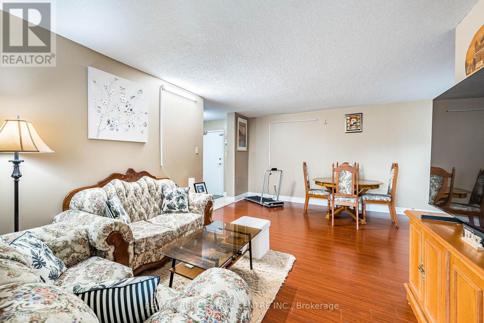 #210 10 MALTA AVENUE - 20