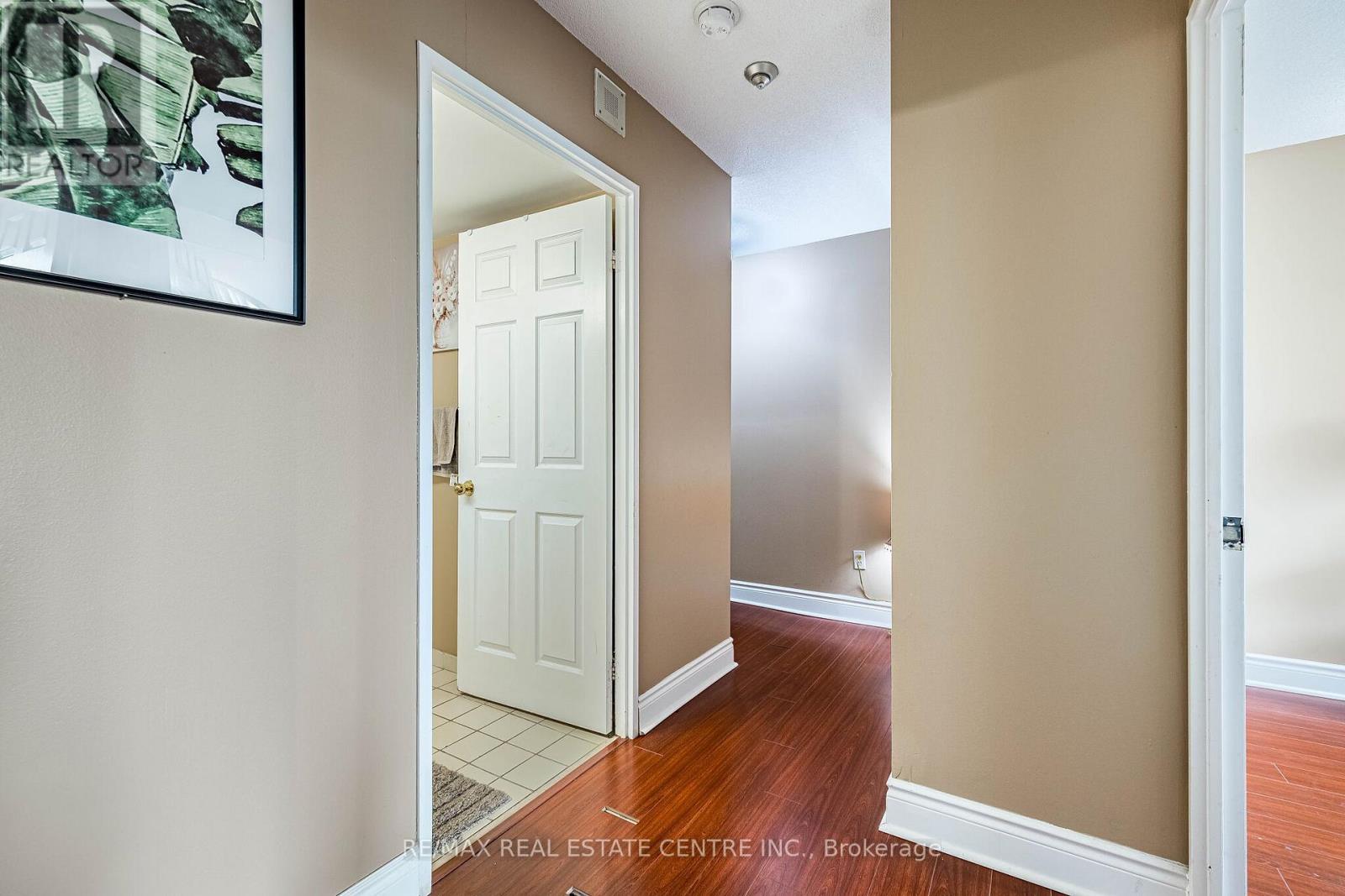 #210 10 MALTA AVENUE - 35