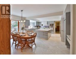 Dining room - 670 Meadow Wood Road, Mississauga, ON L5J2S6 Photo 10