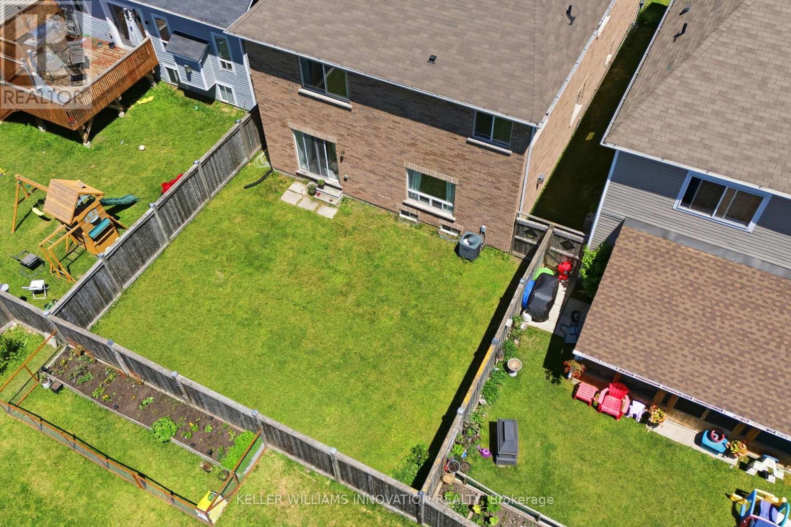 639 HAMMOND STREET - 42