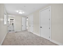 17126 1 Avenue, Surrey, BC V3Z9R2 Photo 14