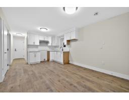 17126 1 Avenue, Surrey, BC V3Z9R2 Photo 17