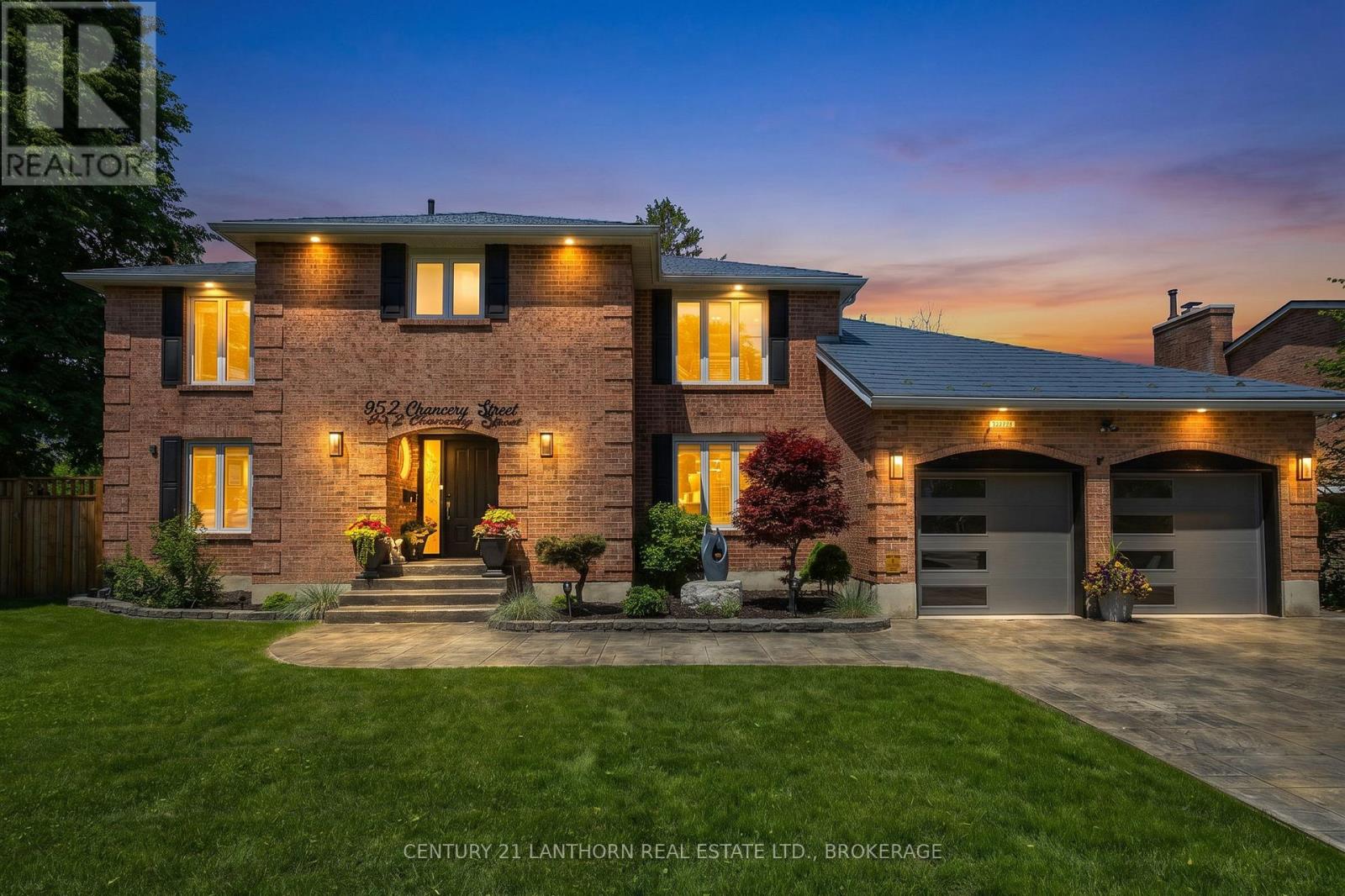 952 CHANCERY STREET - 2
