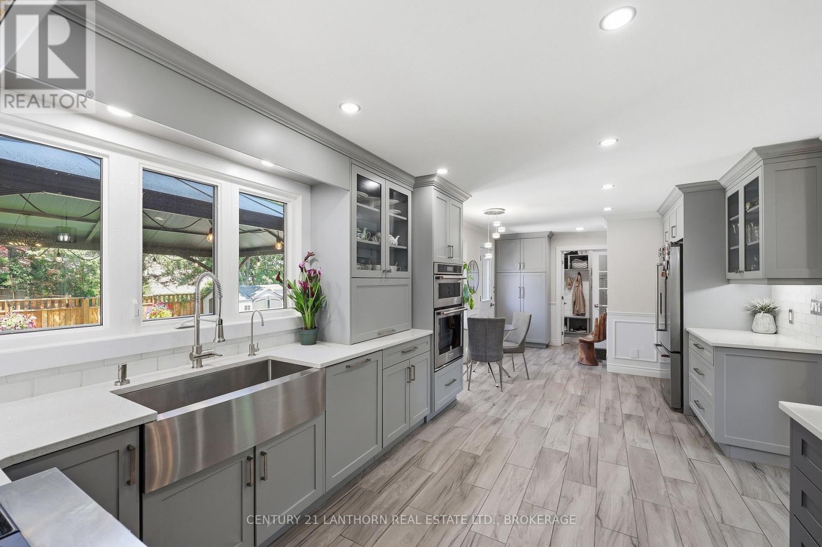 952 CHANCERY STREET - Image 23