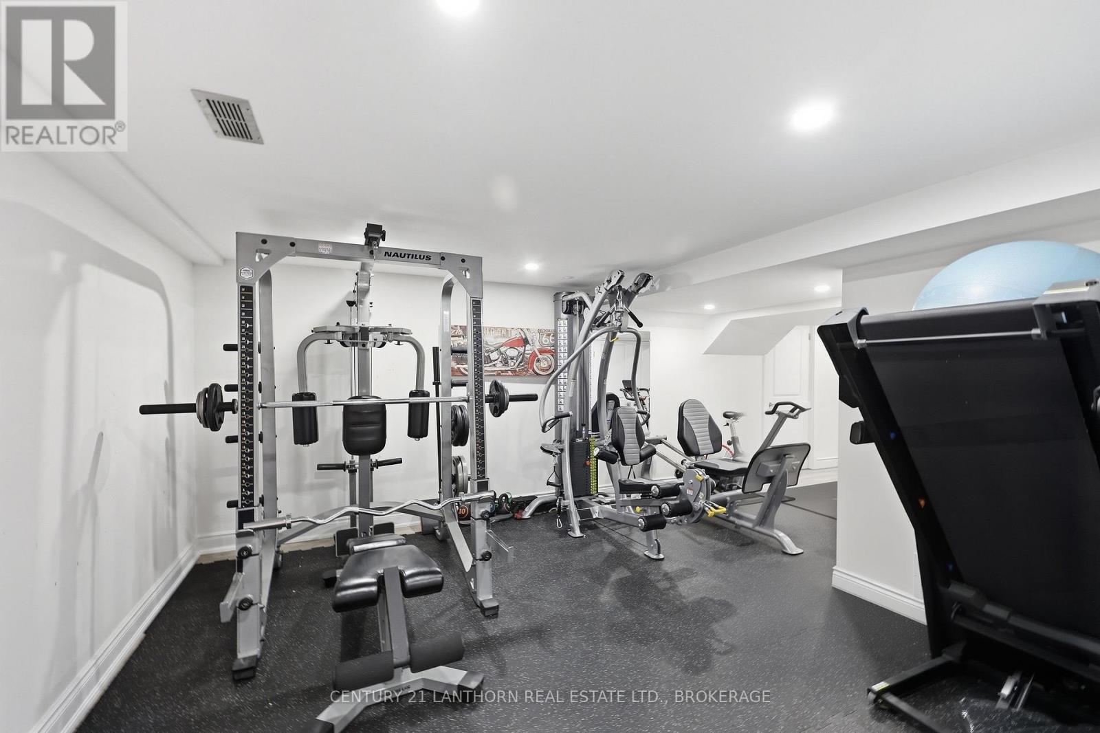 952 CHANCERY STREET - Image 47