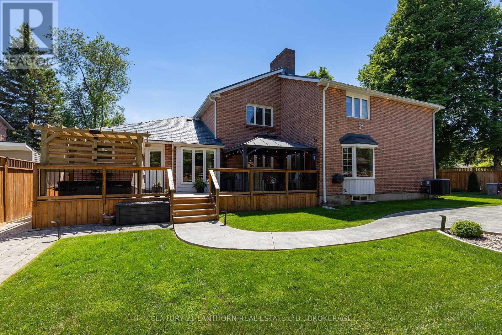 952 CHANCERY STREET - Image 8