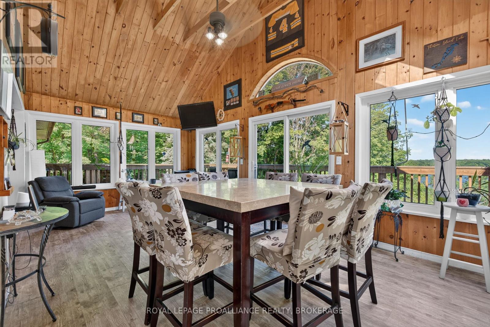 3318 DESERT LAKE ROAD - 11