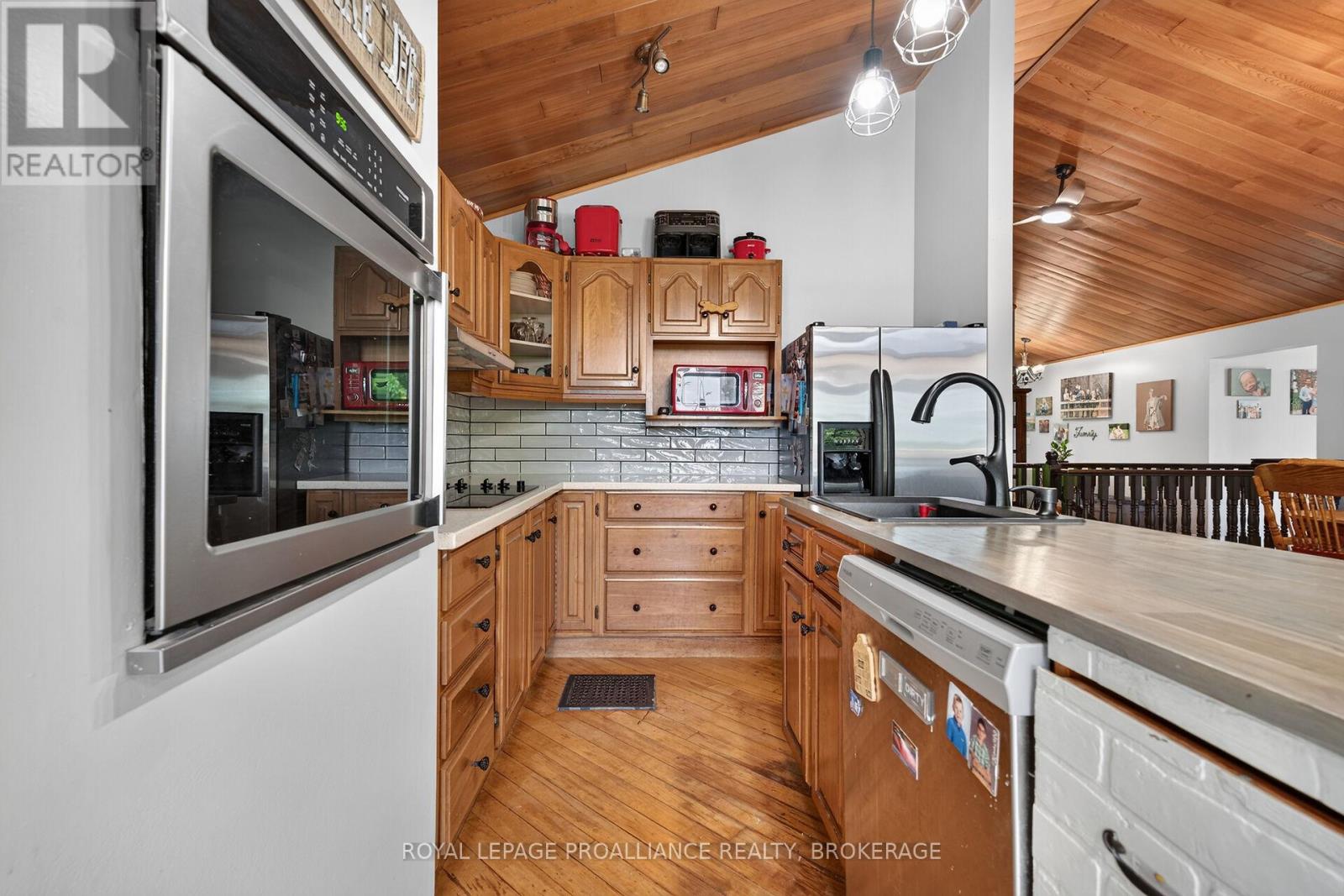 3318 DESERT LAKE ROAD - 12
