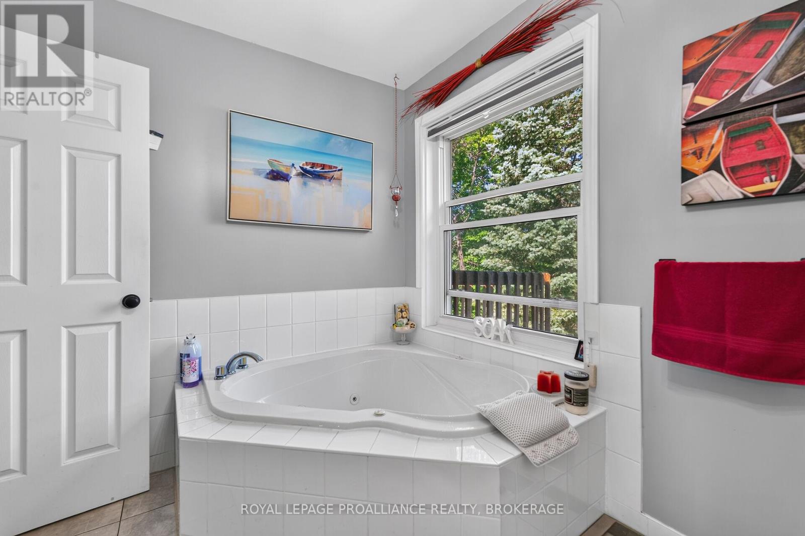 3318 DESERT LAKE ROAD - 23