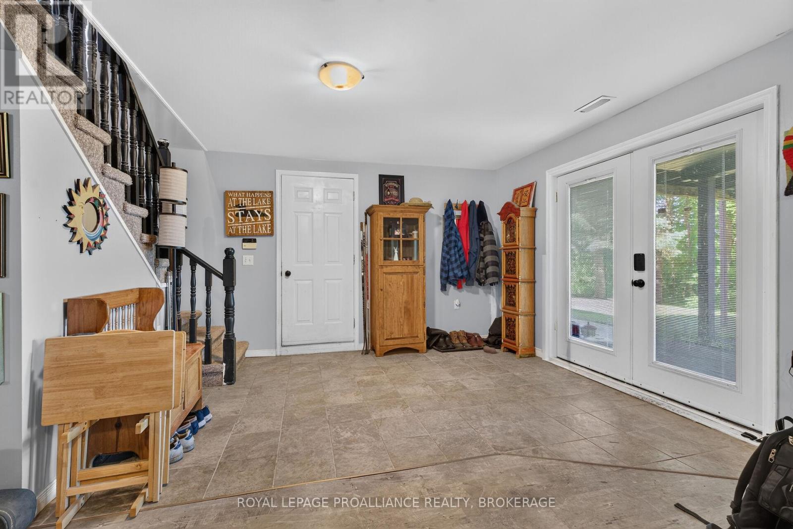 3318 DESERT LAKE ROAD - 24