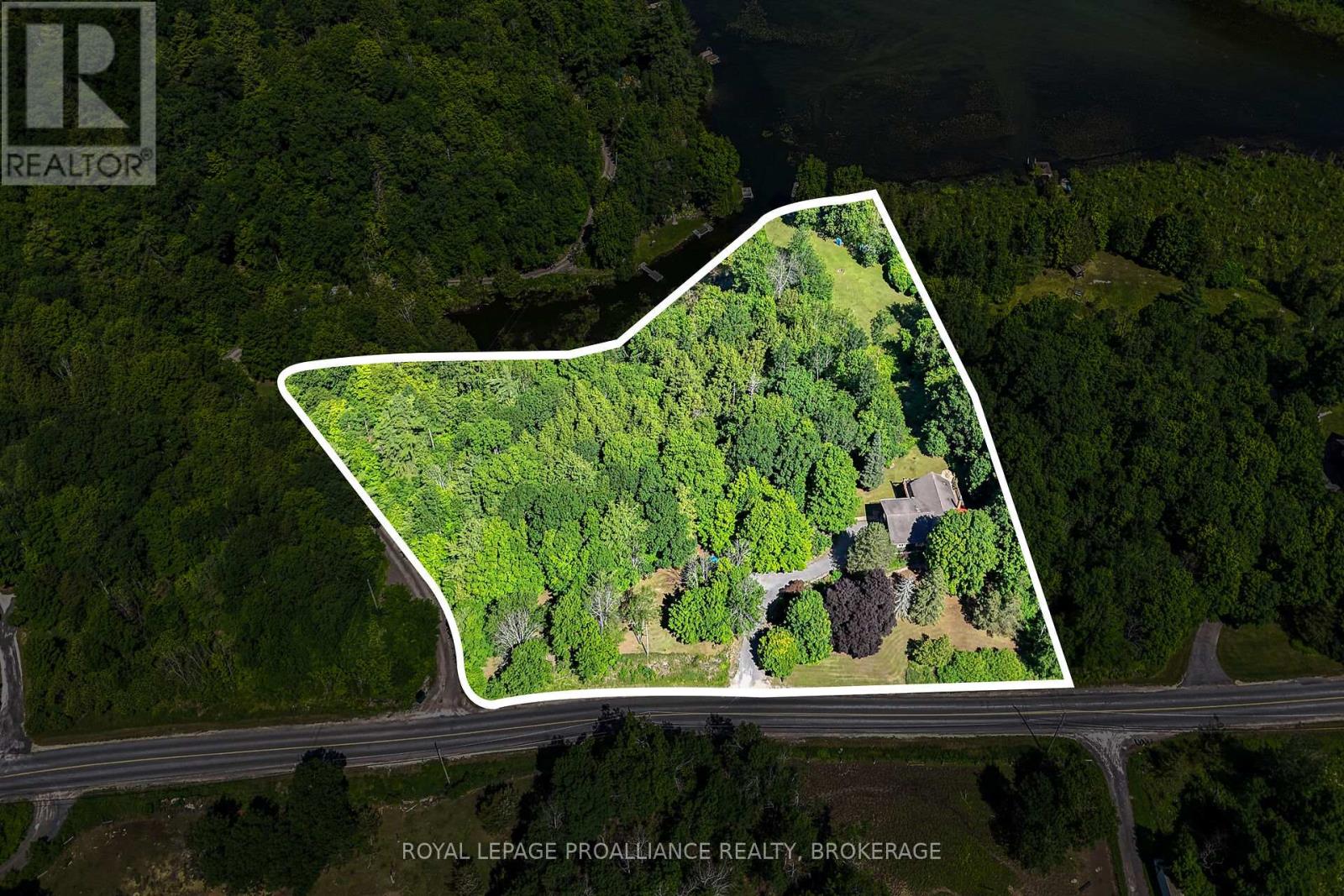 3318 DESERT LAKE ROAD - 44