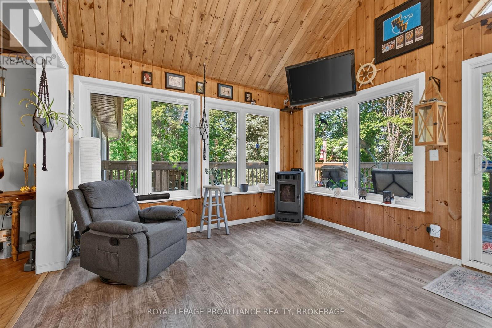 3318 DESERT LAKE ROAD - 8