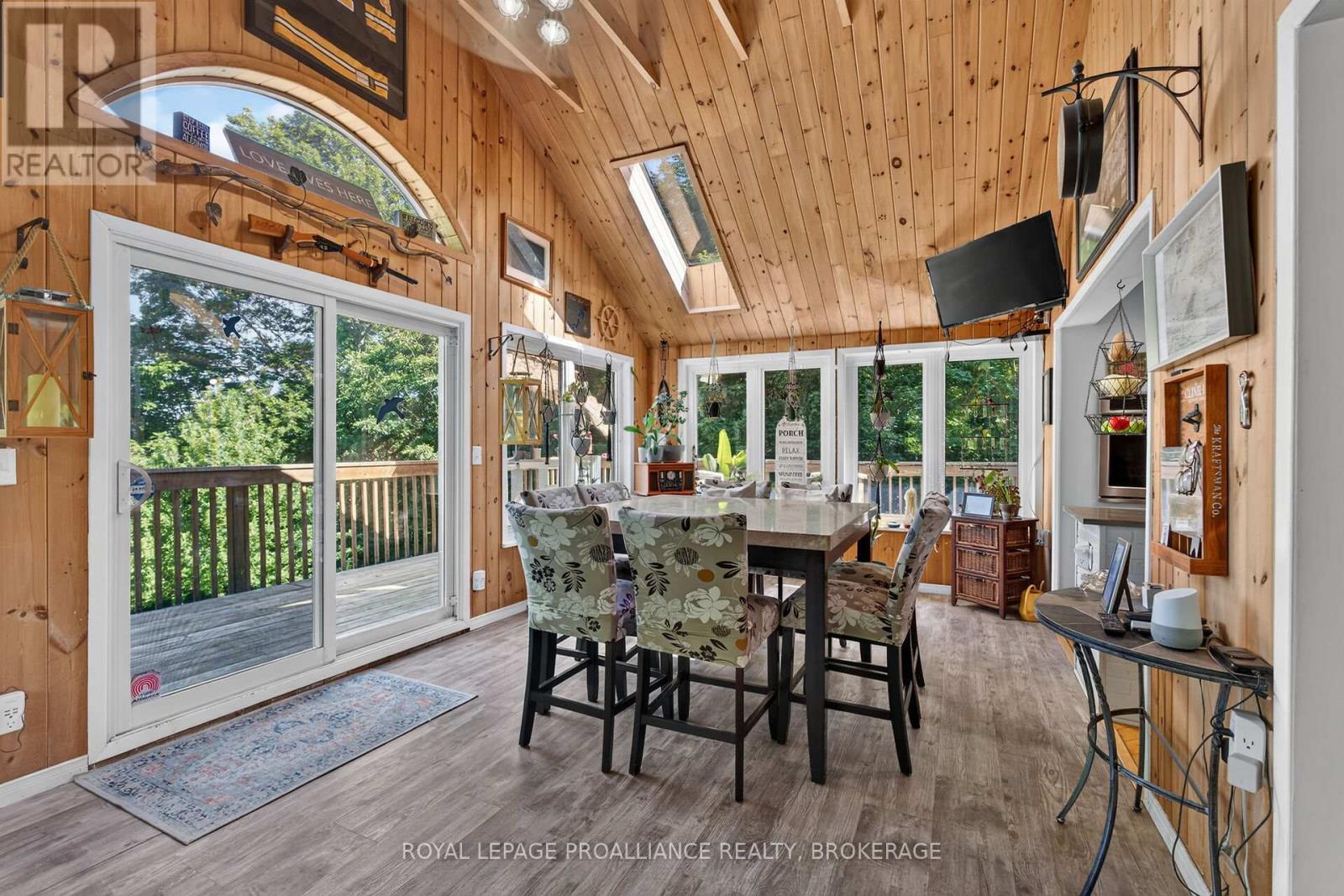 3318 DESERT LAKE ROAD - 9