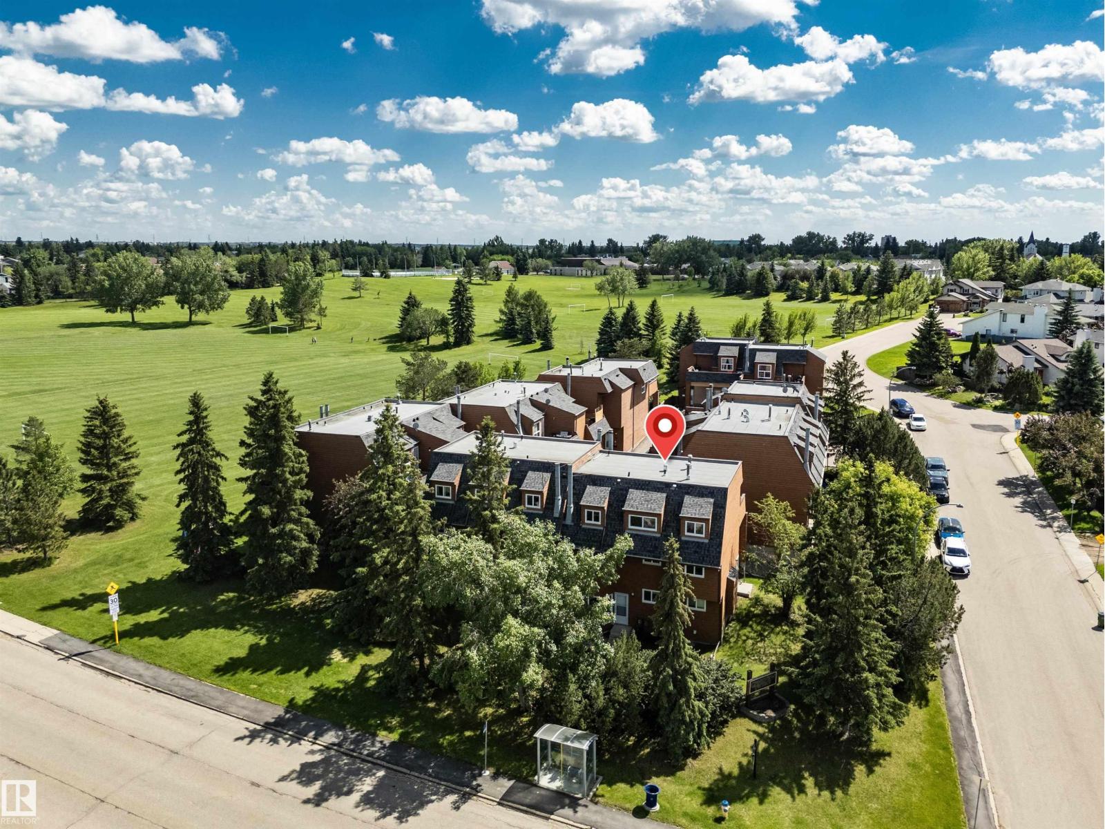 5953 40 AV NW - 22