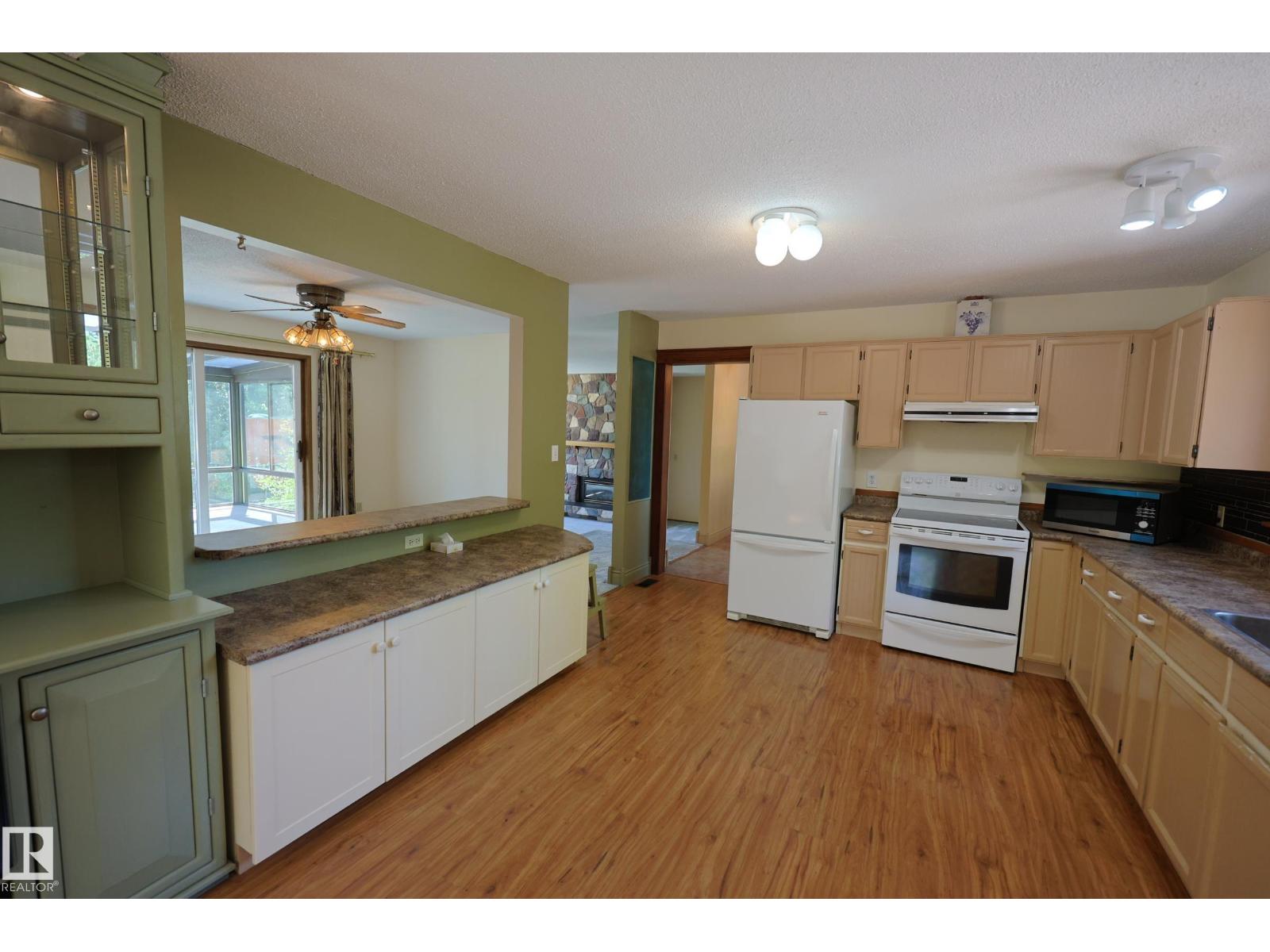 #47 24213 TWP ROAD 554 - 25