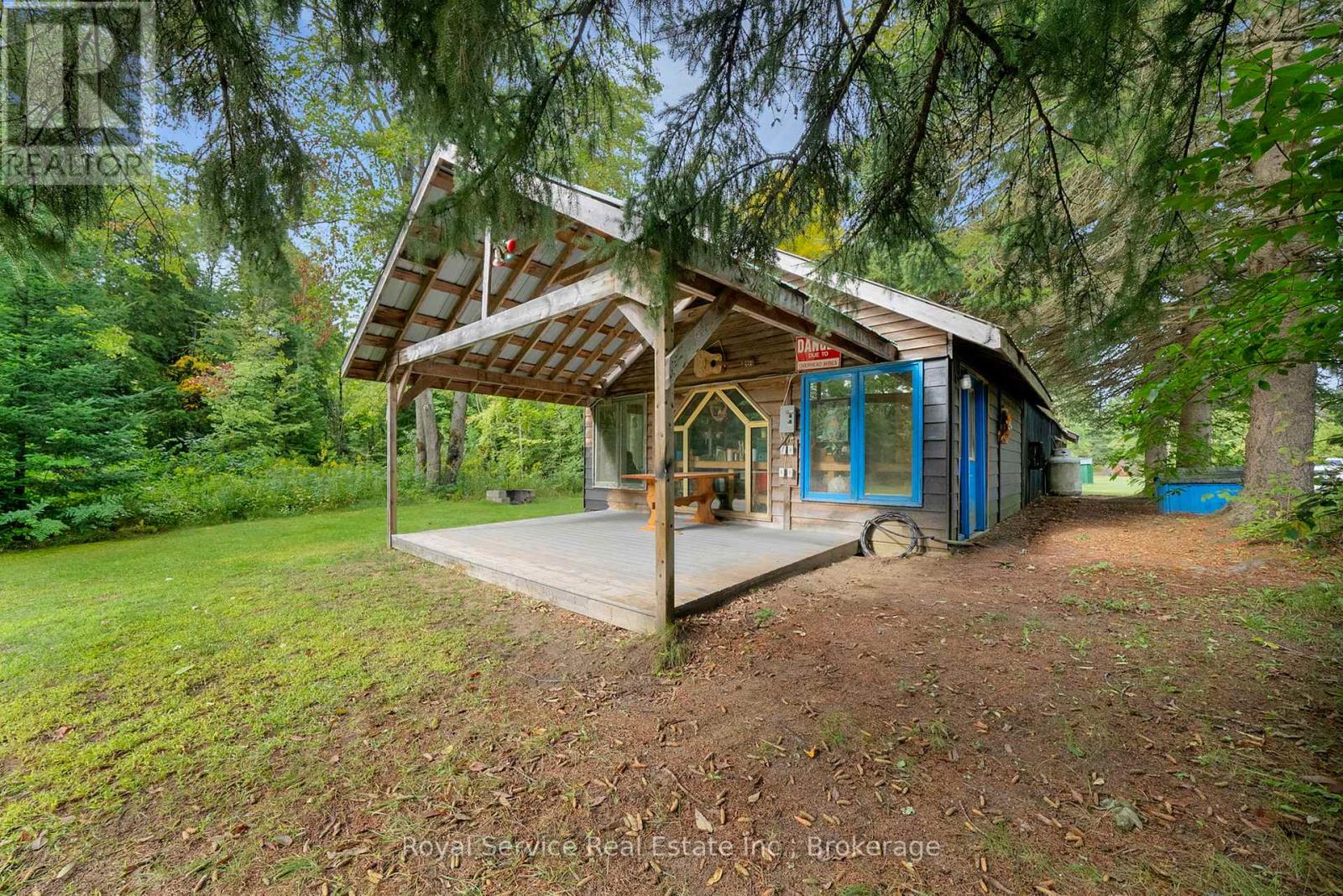 1204 PIGEON CREEK ROAD - 40