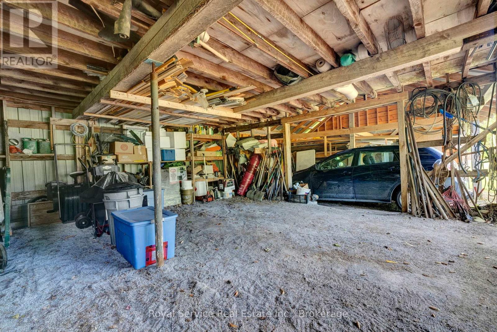 1204 PIGEON CREEK ROAD - 43