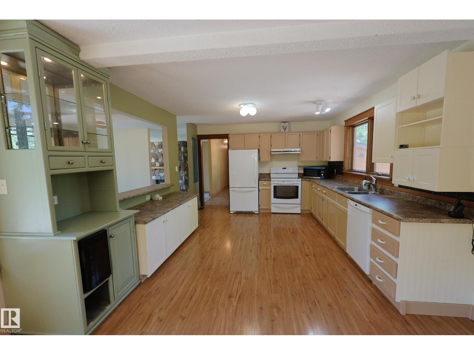 #47 24213 TWP ROAD 554 - 3