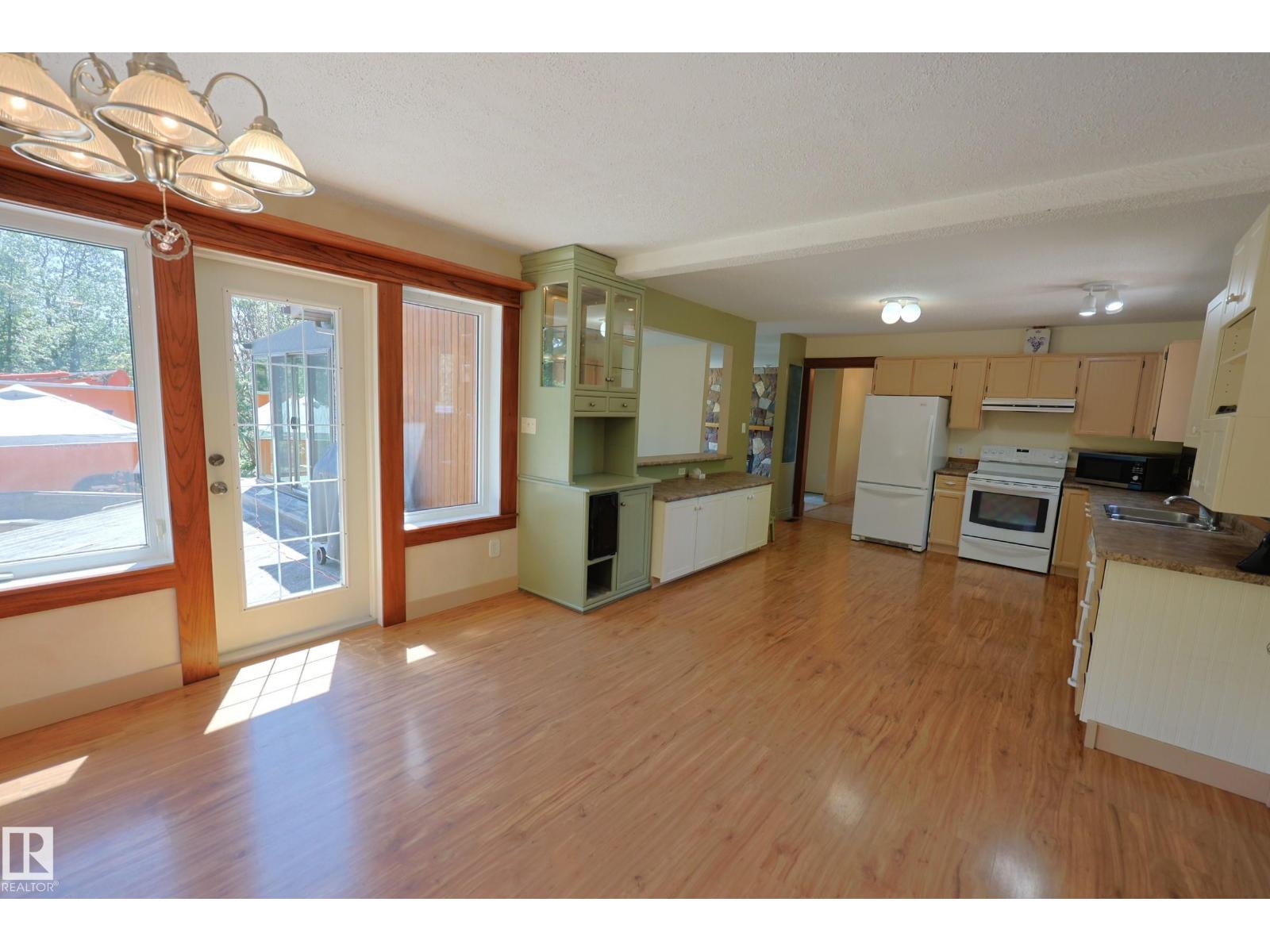 #47 24213 TWP ROAD 554 - 23