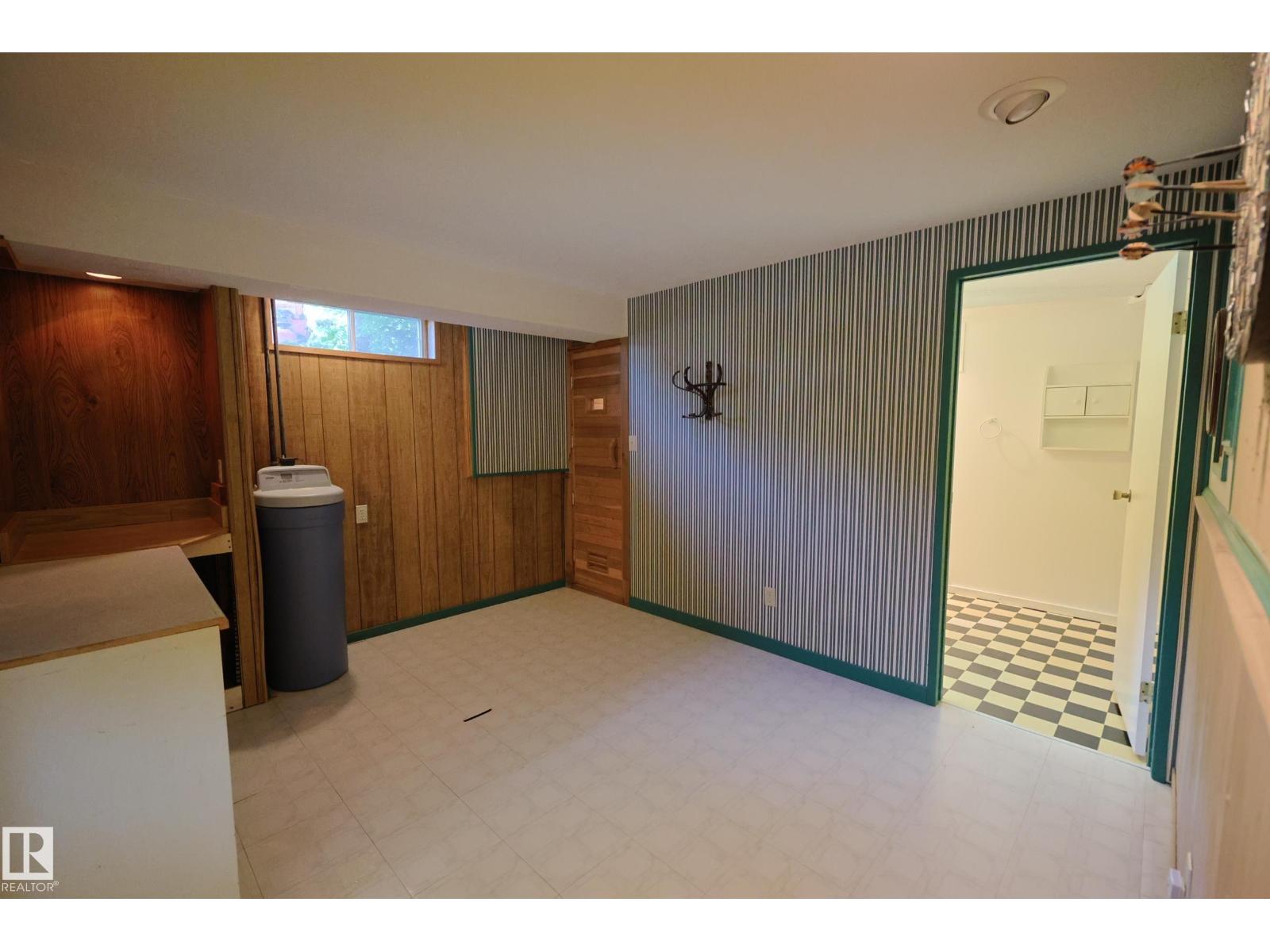 #47 24213 TWP ROAD 554 - 48