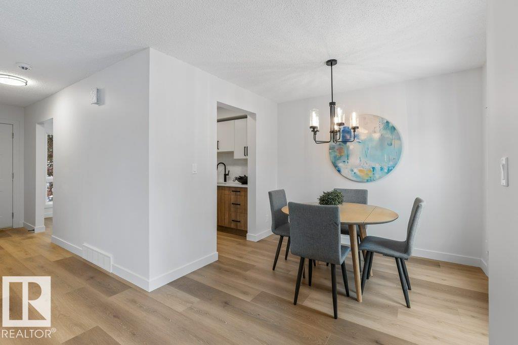 324 Grandin Village - 13